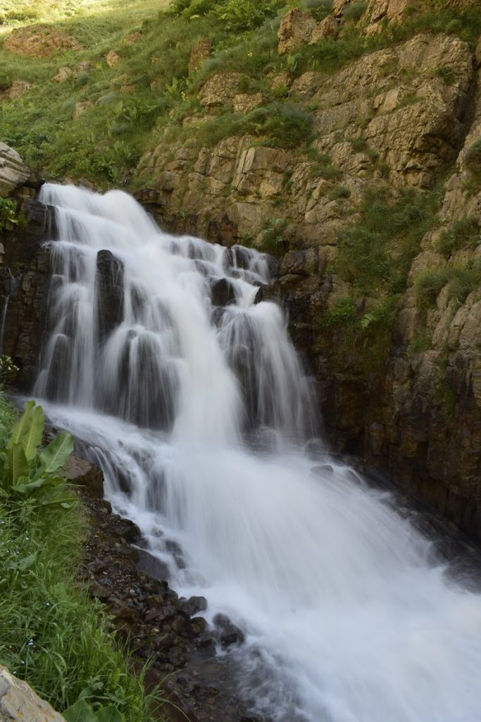 تصویر زیبا آبشار دریوک